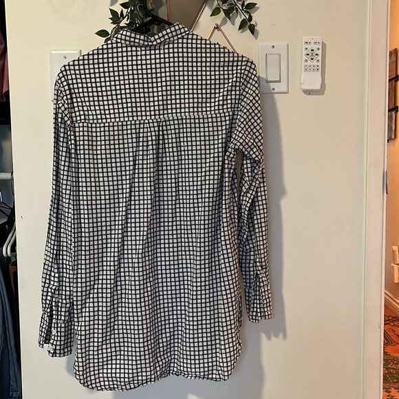 Small Velvet brand oversized check pattern button down - Picture 3 of 5
